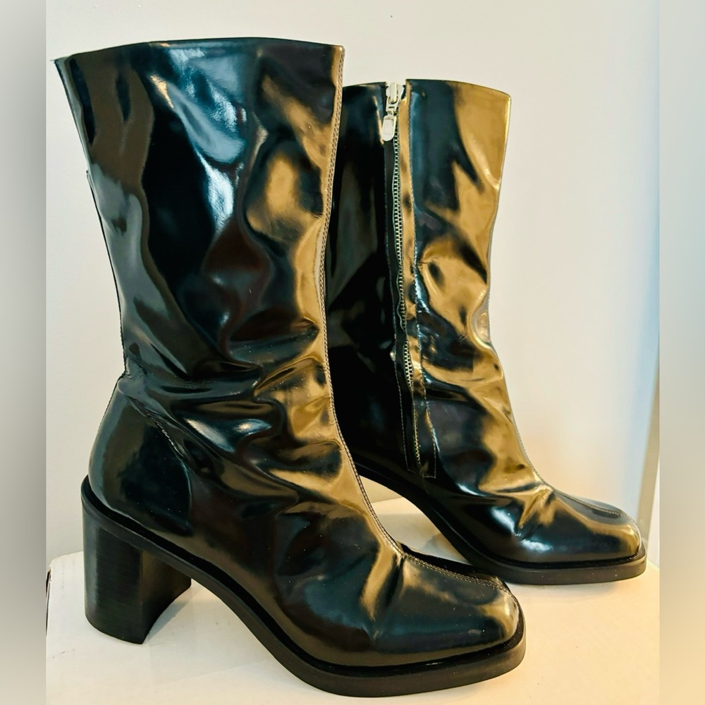 GAP SHOES Black Patent Leather Zip-Up Tall Boots
